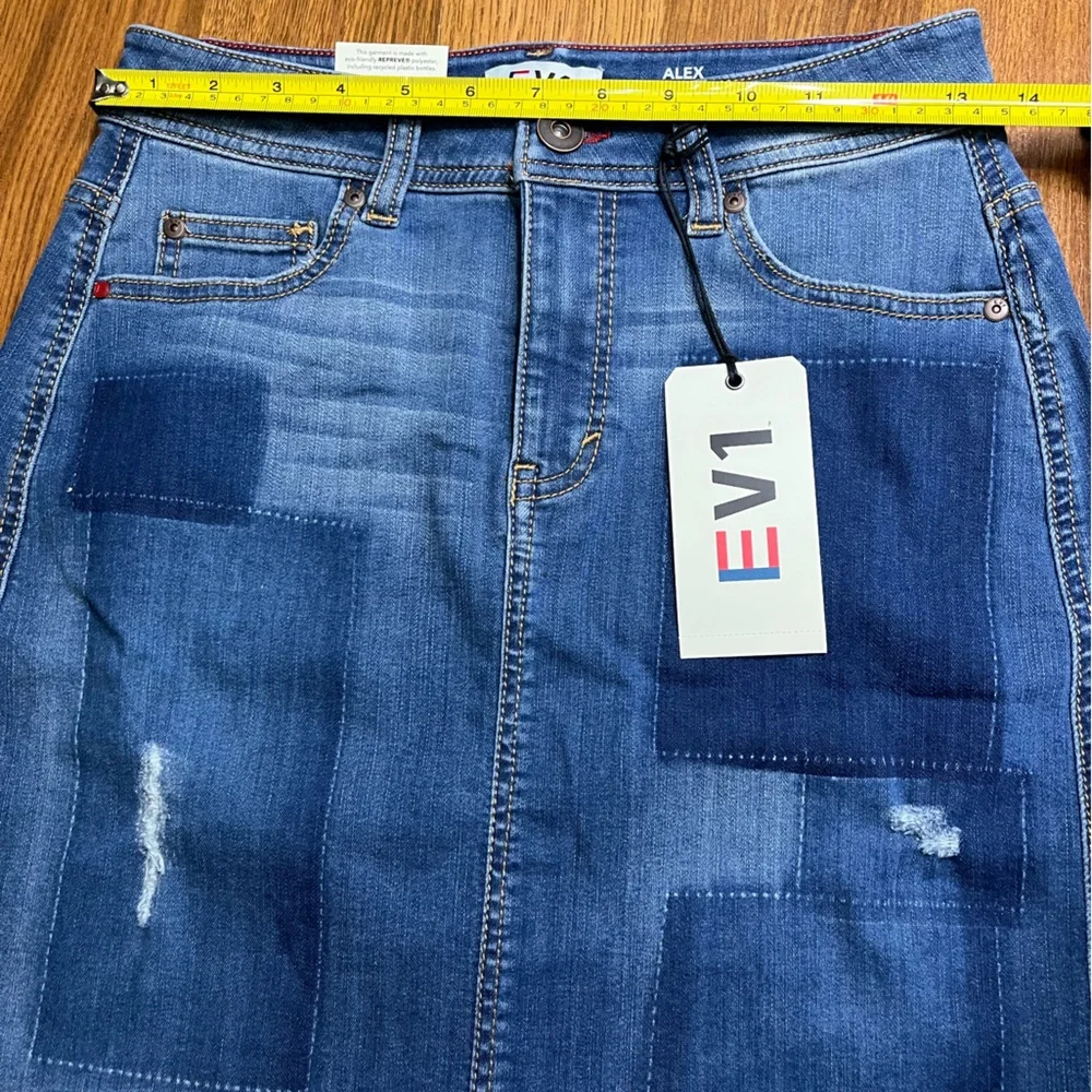 EV1 soft denim distressed pencil skirt, new with tags. Size 0